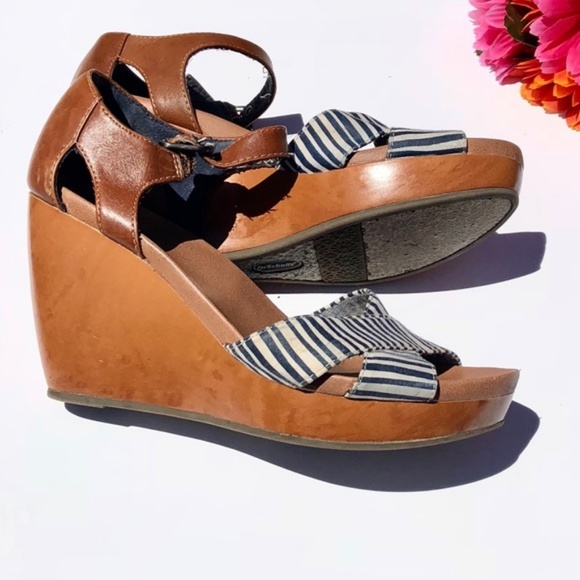 Dr. Scholl's Melody Wedge Sandals - Picture 2 of 5